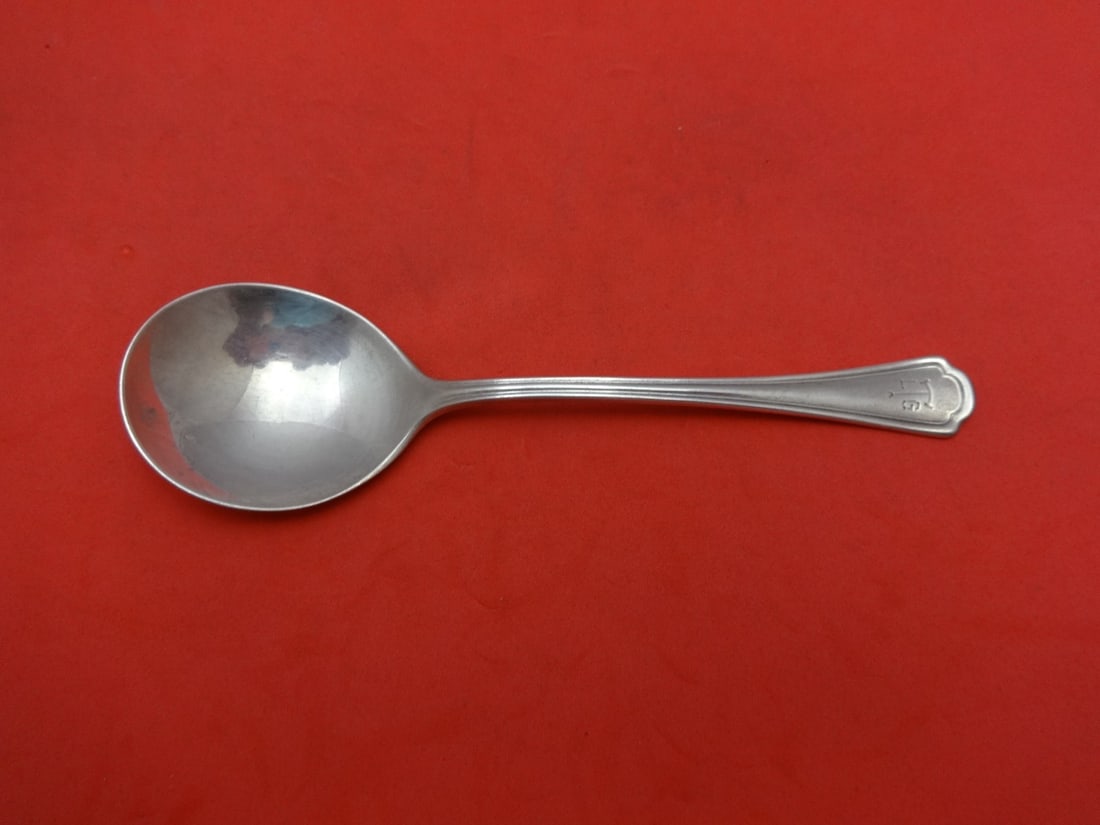 Reed and Barton Clovelly Sterling Silver Bouillon Soup Spoon Monogrammed 5 1/4": Reed and Barton Clovelly Sterling Silver Bouillon Soup Spoon Monogrammed 5 1/4" This exquisite bouillon soup spoon from the Clovelly pattern by Reed and Barton is crafted from high-quality sterling si