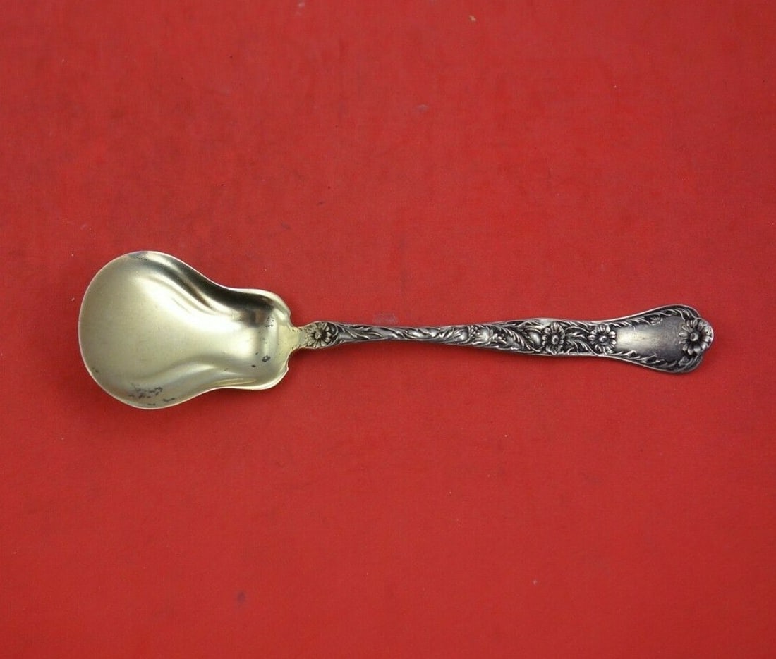 Gorham Meadow Sterling Silver Ice Cream Spoon Gold Washed 5.5 inches: Gorham Meadow Sterling Silver Ice Cream Spoon Gold Washed 5.5 inches Indulge in a touch of elegance with this Meadow by Gorham ice cream spoon. Crafted from high-quality sterling silver and featuring 