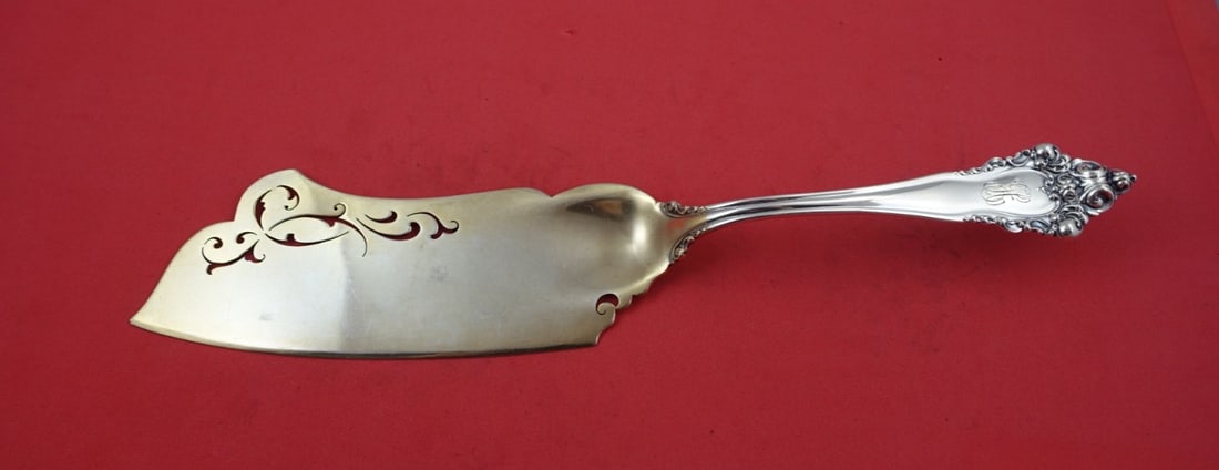 Reed and Barton La Splendide Sterling Silver Ice Cream Slice 12.25": Reed and Barton La Splendide Sterling Silver Ice Cream Slice 12.25" Introducing the exquisite La Splendide ice cream slice from Reed and Barton, crafted from high-quality sterling silver. This elegant