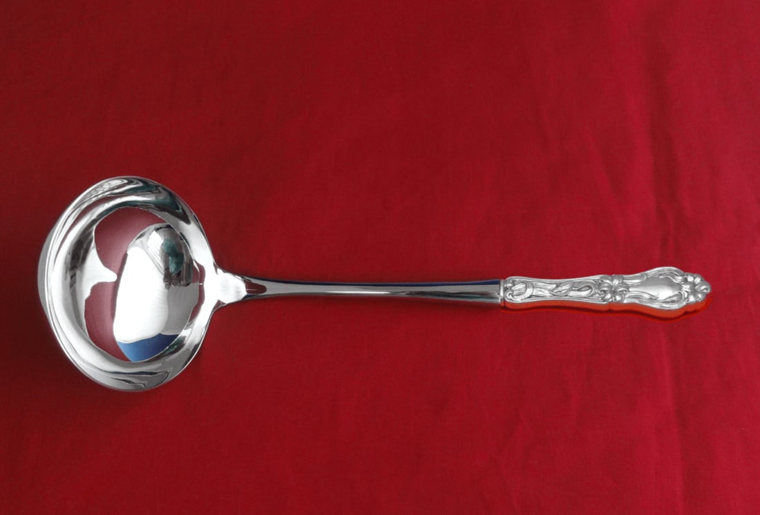 Frank Whiting Lily Sterling Silver Soup Ladle 10.5 Custom Hollow Handle: Frank Whiting Lily Sterling Silver Soup Ladle 10.5 Custom Hollow Handle This impressive soup ladle from the renowned Frank Whiting brand features the elegant Lily pattern. Crafted from high-quality st