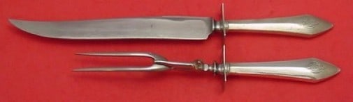 Durgin Chatham Sterling Silver Roast Carving Set 2pc Vintage: Durgin Chatham Sterling Silver Roast Carving Set 2pc Vintage This exquisite Chatham roast carving set by Durgin features a wonderful combination of sterling silver and stainless steel implements. The 