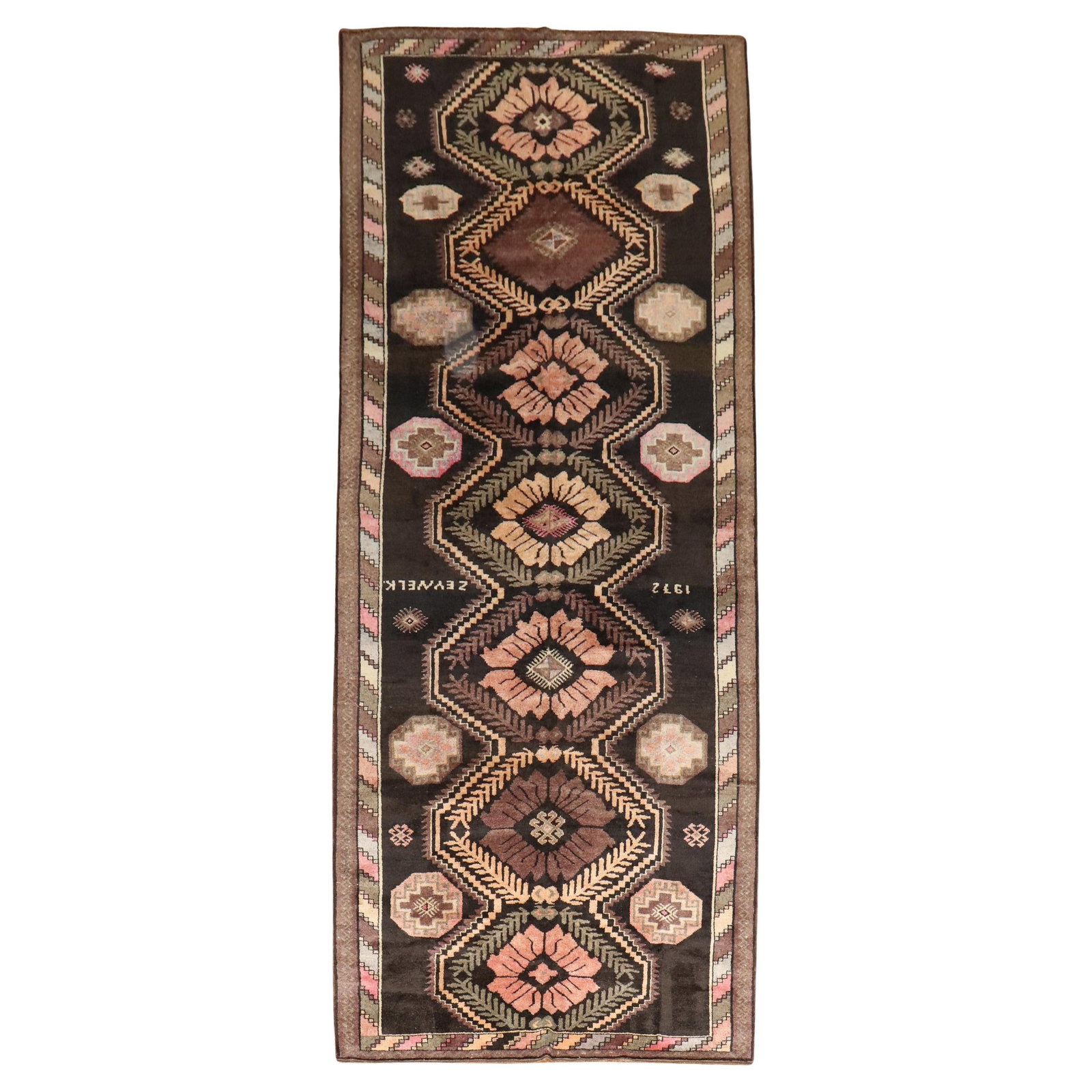 Vintage 20th Century Turkish Kars Hand-Woven Wool Rug 75x204: Vintage 20th Century Turkish Kars Hand-Woven Wool Rug 75x204 This exquisite 20th Century Turkish Kars Anatolian Corridor Rug features a stunning Bohemian style, hand-woven with high-quality wool. Manu
