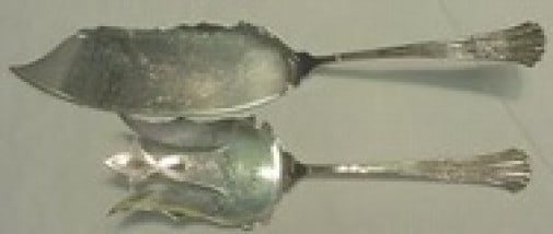 Shiebler Number 1 Sterling Silver Fish Serving Set 2pc 13" Unusual Shape: Shiebler Number 1 Sterling Silver Fish Serving Set 2pc 13" Unusual Shape Presenting a stunning two-piece fish serving set from Shiebler, featuring the striking Number 1 pattern. Crafted from high-qual