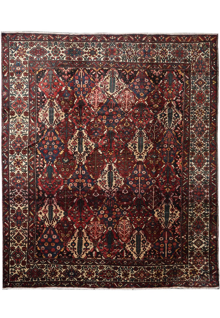 Persian Bakhtiar Garden Wool Rug 10.7 x 12.7 Hand-Knotted Semi-Antique: Persian Bakhtiar Garden Wool Rug 10.7 x 12.7 Hand-Knotted Semi-Antique Free continental US Shipping This semi-antique Persian Bakhtiar Garden rug features a traditional tribal design with stylized gar