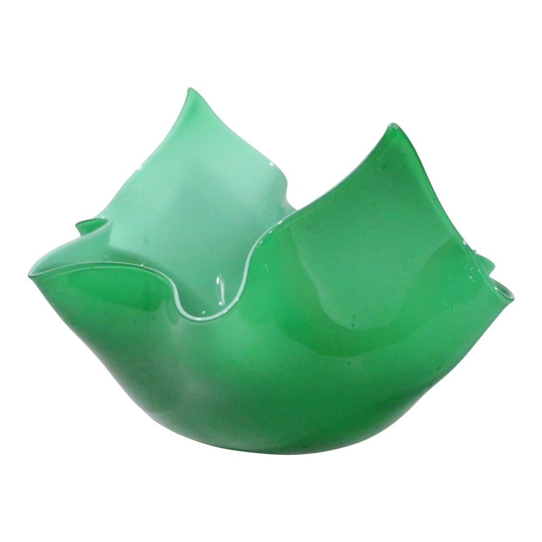 Mid Century Green Cased Glass Hand Blown Bowl After Venini: Mid Century Green Cased Glass Hand Blown Bowl After Venini This mid-20th century handkerchief bowl features hand-blown green cased glass in a distinctive handkerchief style. Likely crafted in Italy af