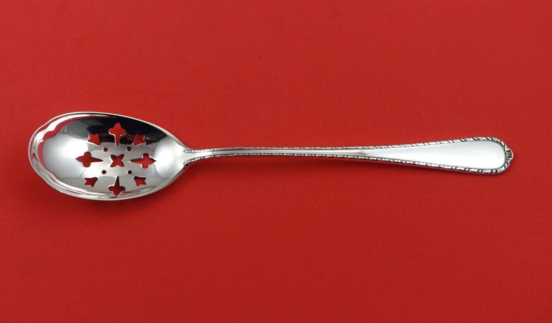 International Sterling Silver Olive Spoon Pine Tree 6 1/8 Inches (1 of 2)