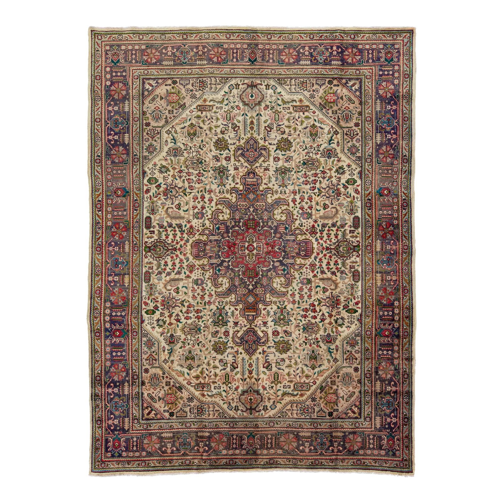 Vintage Beige Persian Shiraz Handmade Wool Rug 8' x 11' Floral Design: Vintage Beige Persian Shiraz Handmade Wool Rug 8' x 11' Floral Design Enhance your space with this exquisite Vintage Persian Shiraz rug, handwoven with care. Featuring an intricate allover floral moti