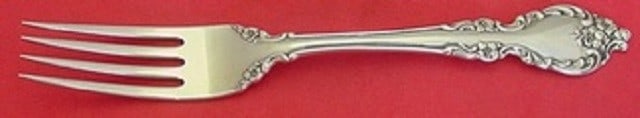 Oneida Botticelli Sterling Silver 7.5" Regular Fork: Oneida Botticelli Sterling Silver 7.5" Regular Fork This exquisite 7 1/2" regular fork from Oneida features the elegant Botticelli pattern, crafted from high-quality sterling silver. With a post-1940 