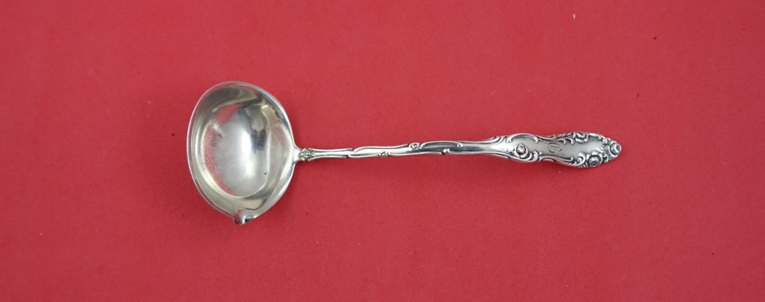 Towle Old English Sterling Silver Sauce Ladle with Spout 5 3/8": Towle Old English Sterling Silver Sauce Ladle with Spout 5 3/8" This exquisite sauce ladle is crafted from sterling silver and features the elegant Old English pattern by Towle. Measuring 5 3/8" in le