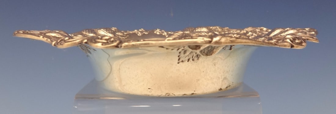 Woodside Sterling Silver Strawberry Bowl Ornate Monogram 1900-1940: Woodside Sterling Silver Strawberry Bowl Ornate Monogram 1900-1940 This exquisite fruit or berry bowl, crafted from sterling silver by Woodside, showcases a beautiful design featuring detailed raised 