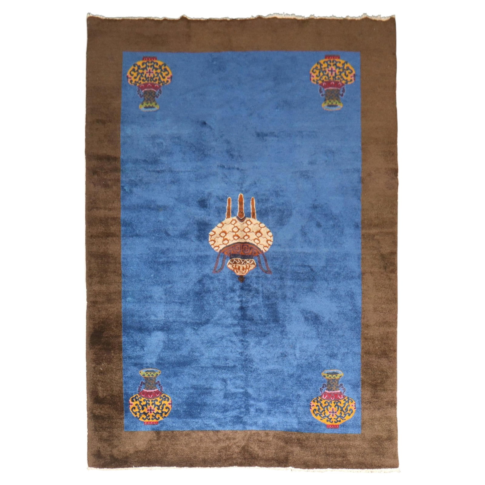 Chinese Art Deco Wool Rug 1930s Blue and Brown 6'2 x 8'10: Chinese Art Deco Wool Rug 1930s Blue and Brown 6'2 x 8'10 This dynamic Chinese Art Deco carpet from the 1930s features a full pile design in attractive blue and brown tones. Crafted in the Chinese Chi