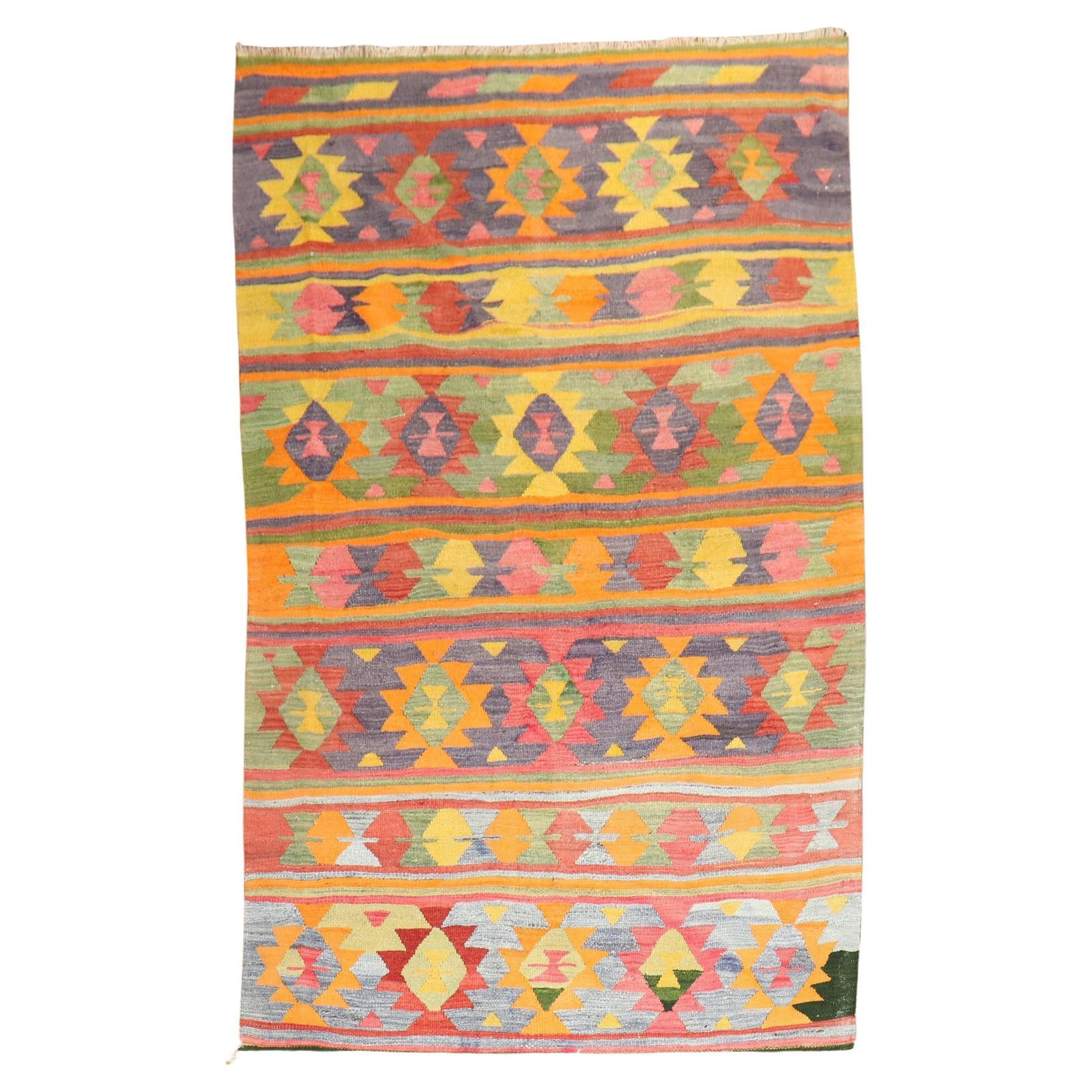 Vibrant Bohemian Vintage Turkish Kilim Wool Hand-Knotted 5'6 x 9'2: Vibrant Bohemian Vintage Turkish Kilim Wool Hand-Knotted 5'6 x 9'2 This vibrant vintage Turkish Kilim showcases a delightful bohemian style, featuring a harmonious blend of fun colors. Crafted from hi