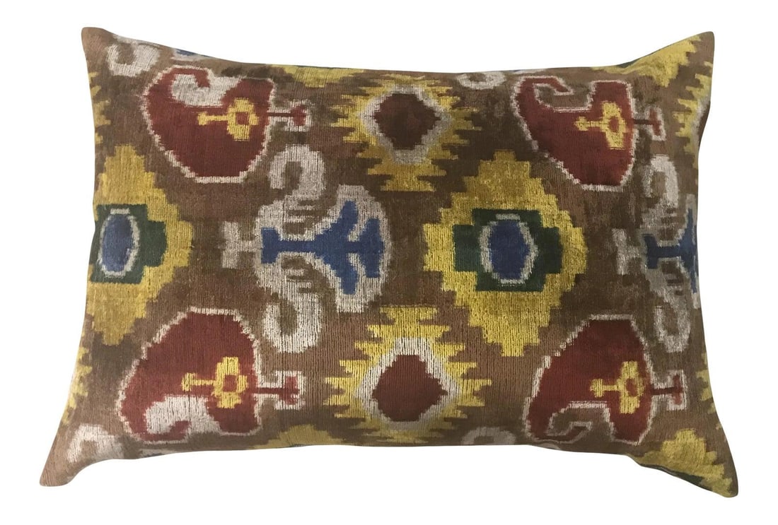 Handcrafted Ikat Velvet Silk Pillow With Linen Backing 16x24: Handcrafted Ikat Velvet Silk Pillow With Linen Backing 16x24 This hand made pillow cushion features a silk Uzbek Ikat velvet front, complemented by a natural linen backing and a hidden zipper. It incl