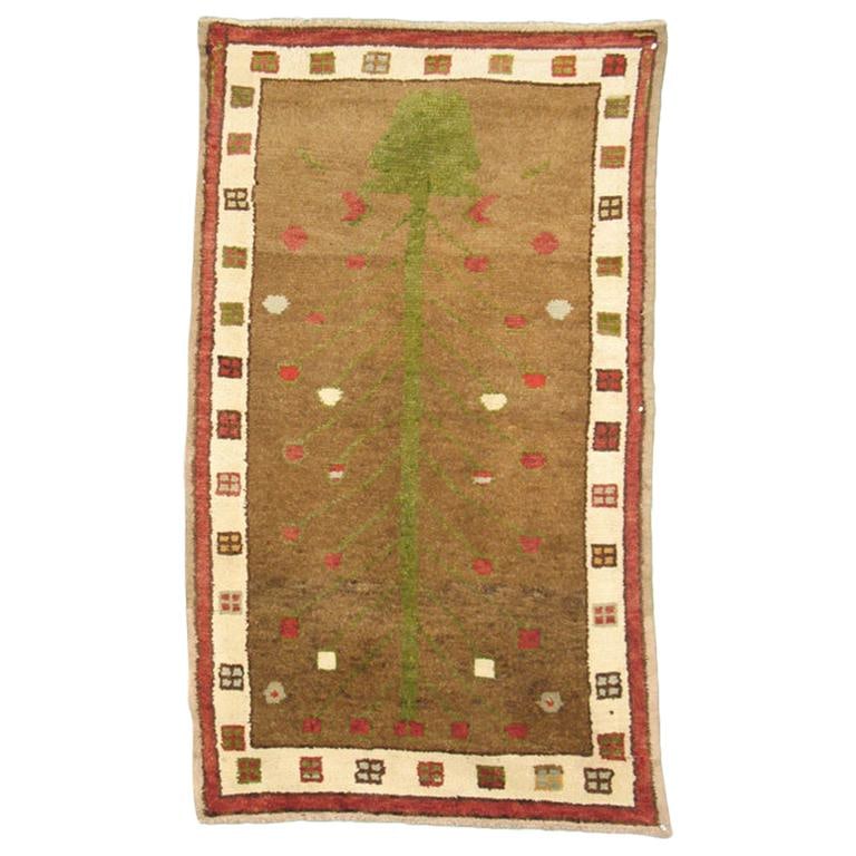 Vintage Turkish Hand-Knotted Wool Rug Tree of Life 30 x 52: Vintage Turkish Hand-Knotted Wool Rug Tree of Life 30 x 52 This vintage Turkish throw rug showcases a stunning Tree of Life design, beautifully hand-knotted from high-quality wool. Originating from Tu
