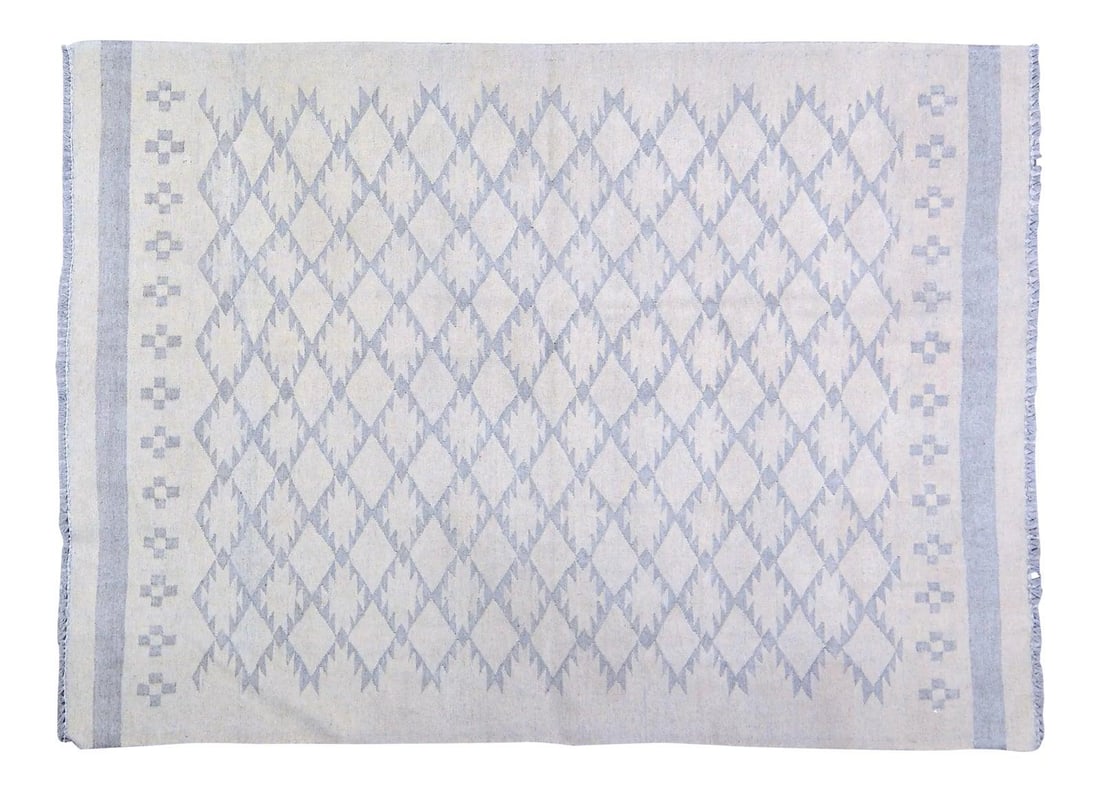 4'10" x 6'5" Maimana Wool Kilim Afghan Tribal Geometric Rug: 4'10" x 6'5" Maimana Wool Kilim Afghan Tribal Geometric Rug This vintage Afghan Maimana tribal kilim features a hand-woven geometric pattern crafted from organic wool and natural colors. The rug showc
