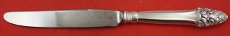 Gorham Sovereign Old Sterling Silver Dinner Knife 9 1/4": Gorham Sovereign Old Sterling Silver Dinner Knife 9 1/4" This exquisite dinner knife features a hollow handle crafted from sterling silver, paired with a durable stainless steel blade. Designed in the