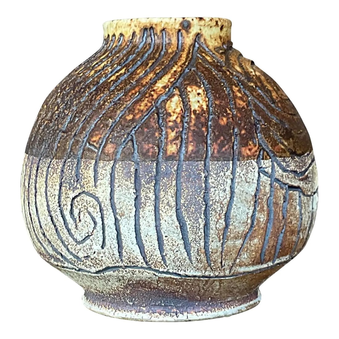 Vintage Boho Studio Pottery Textured Vase Coffee Color: Vintage Boho Studio Pottery Textured Vase Coffee Color Enhance your living space with this Vintage Boho Studio Pottery Scored Vase. This beautifully crafted piece showcases American artistry with its 