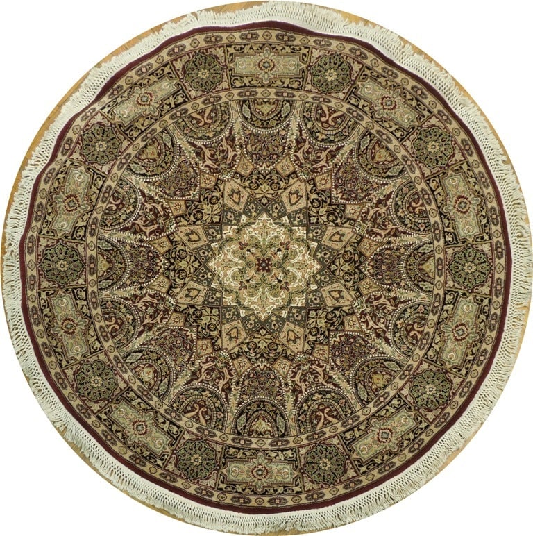 6.2 x 6 Fine Quality Hand-Knotted Wool Silk Round Rug: 6.2 x 6 Fine Quality Hand-Knotted Wool Silk Round Rug Free continental US Shipping Enhance your home decor with this exquisite 6' x 6' round rug, skillfully crafted from a luxurious blend of wool and 