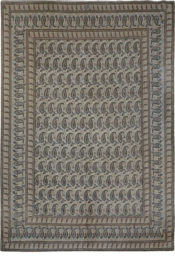 Hand-knotted 8'10 x 12'6 Ivory Persian Kashan Rug: Hand-knotted 8'10 x 12'6 Ivory Persian Kashan Rug Free continental US Shipping Introducing the 8.10 x 12.6 Ivory Persian Signed Kashan Rug, a stunning embodiment of Persian artistry and craftsmanship.