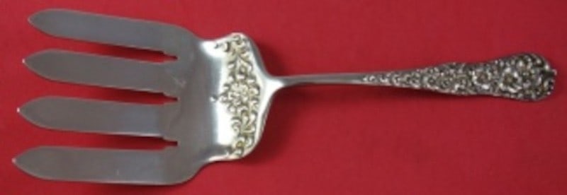 Dominick Haff Rococo Sterling Asparagus Serving Fork 9 1 2: Dominick Haff Rococo Sterling Asparagus Serving Fork 9 1 2 This is a sterling silver asparagus fork in the Rococo pattern by Dominick & Haff. Dating from 1850-1899 and crafted in the United States, th