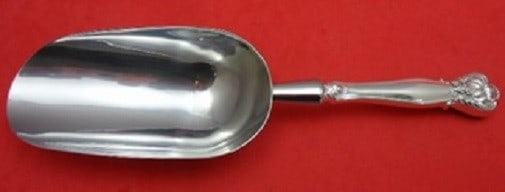 Durgin New Vintage Sterling Silver Ice Scoop Custom Made 9 3/4": Durgin New Vintage Sterling Silver Ice Scoop Custom Made 9 3/4" Discover the exquisite craftsmanship of this New Vintage ice scoop by Durgin, meticulously crafted from sterling silver. This custom-mad