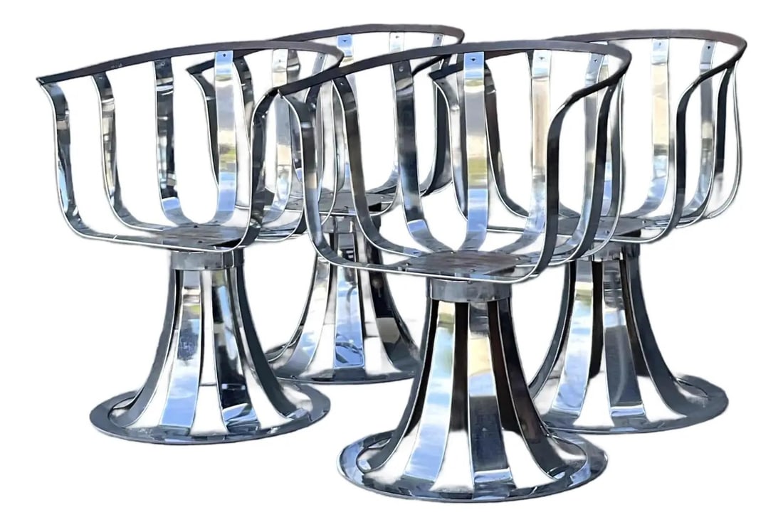 Set of 4 Russell Woodard Chrome Swivel Dining Chairs: Set of 4 Russell Woodard Chrome Swivel Dining Chairs This rare set of four mid-century modern swivel dining chairs was designed by Herbert Siegler for Russell Woodard. Showcasing a distinctive radial 