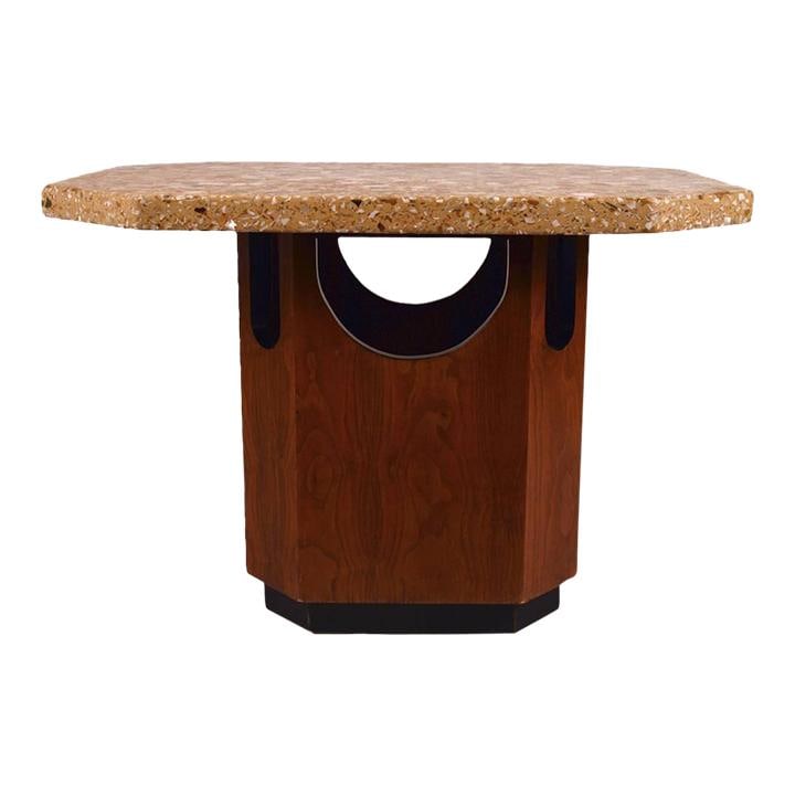 Harvey Probber Style Octagonal Terrazzo Top End Table: Harvey Probber Style Octagonal Terrazzo Top End Table This stunning octagonal end table features a terrazzo top in the iconic Harvey Probber style, blending mid-century modern design with functional e