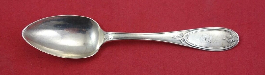 F. W. Cooper Olive Sterling Silver Teaspoon Monogrammed 6 in: F. W. Cooper Olive Sterling Silver Teaspoon Monogrammed 6 in This exquisite teaspoon, crafted by F. W. Cooper, features a classic Olive pattern. Made from high-quality sterling silver, this piece meas