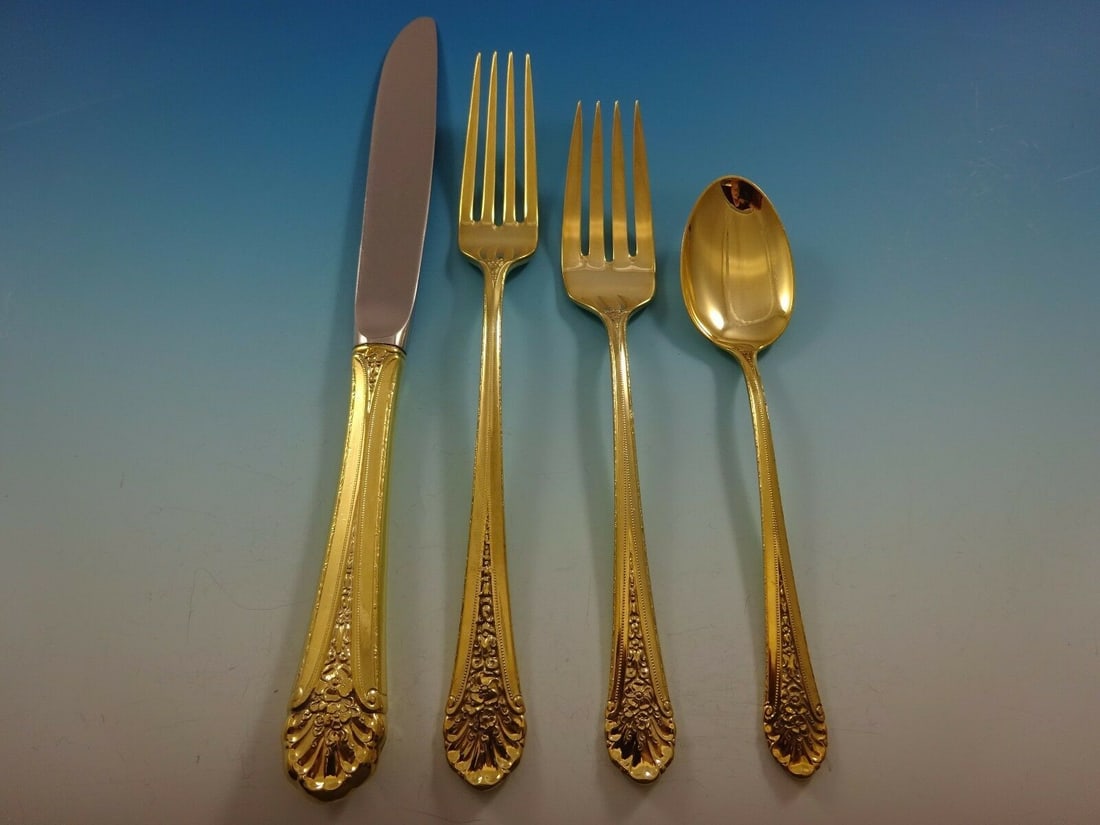 Towle Royal Windsor Vermeil 4pc Sterling Silver Place Setting: Towle Royal Windsor Vermeil 4pc Sterling Silver Place Setting Elevate your dining experience with this exquisite 4-piece place setting from the Royal Windsor Vermeil collection by Towle. Crafted from 