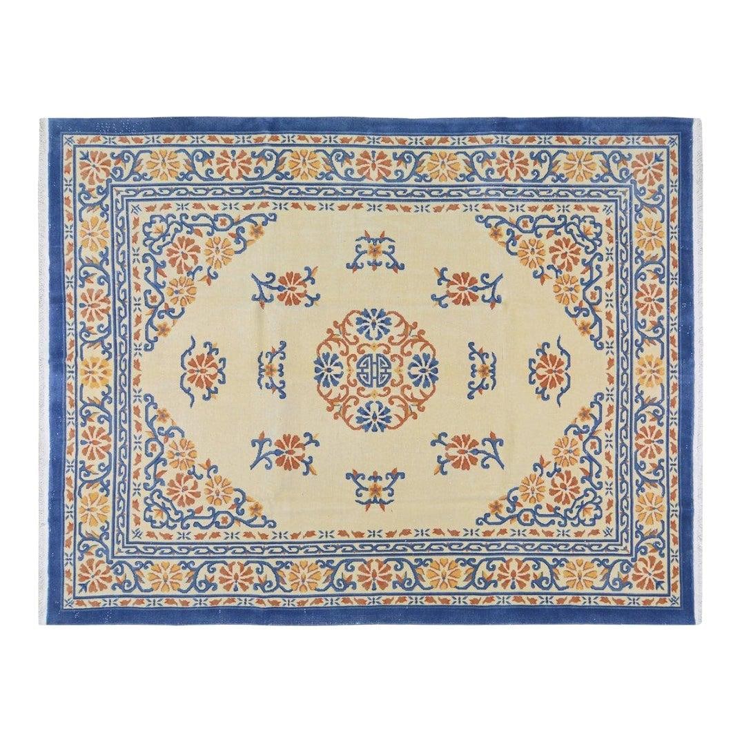 Chinese Art Deco Wool Rug 8'9x11'4: Chinese Art Deco Wool Rug 8'9x11'4 This vintage Chinese Art Deco rug is hand-knotted from wool using traditional techniques, offering a blend of timeless craftsmanship and modern design. Its soft text