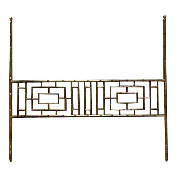 Vintage Hollywood Regency Gilt Metal King Headboard: Vintage Hollywood Regency Gilt Metal King Headboard Elevate your bedroom decor with this stunning vintage Hollywood Regency gilt metal king headboard. Expertly crafted to resemble classic bamboo, it f