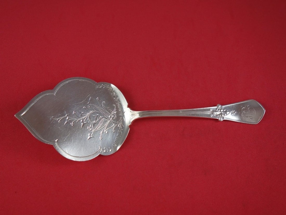 Gorham Swiss Sterling Silver Buckwheat Server 7 5/8 Bright-Cut: Gorham Swiss Sterling Silver Buckwheat Server 7 5/8 Bright-Cut This exquisite Swiss by Gorham Sterling Silver Buckwheat Server features a bright-cut design and measures 7 5/8 inches. Crafted between 1