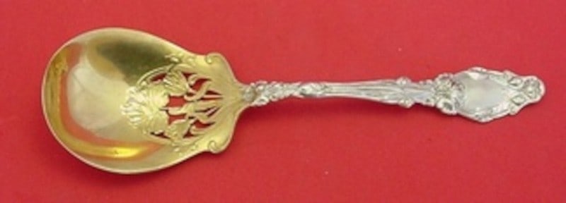 Gorham Virginiana Sterling Silver Ice Spoon Pierced Floral Bowl Gold Washed 8 3/4: Gorham Virginiana Sterling Silver Ice Spoon Pierced Floral Bowl Gold Washed 8 3/4 A sterling silver ice spoon in the Virginiana pattern by Gorham, featuring a pierced bowl with flowers and a gold wash