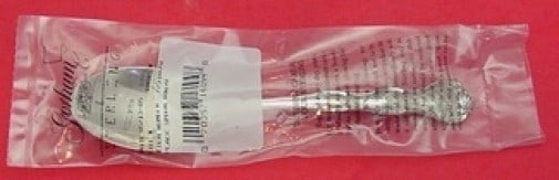 Gorham Rondo Sterling Silver Place Soup Spoon 6 3/4" Factory Sealed: Gorham Rondo Sterling Silver Place Soup Spoon 6 3/4" Factory Sealed This exquisite Rondo place soup spoon by Gorham is crafted from high-quality sterling silver. Measuring 6 3/4 inches, this spoon fea