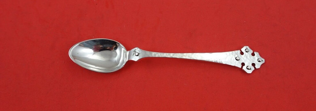Old Newbury Crafters Crusader Sterling Silver Coffee Spoon 4 7/8" (1 of 2)