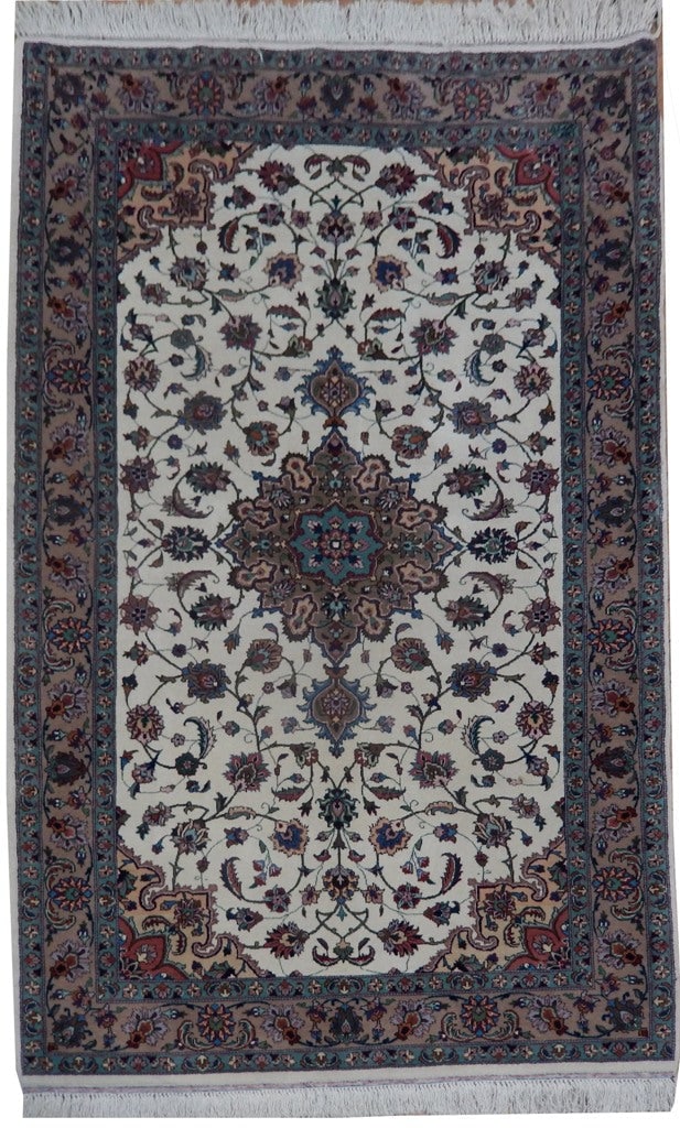 Handmade Persian Tabriz Wool Silk Rug 4.3 x 7 400 KPSI: Handmade Persian Tabriz Wool Silk Rug 4.3 x 7 400 KPSI Free continental US Shipping This 4.3 x 7 handmade Persian Tabriz rug is expertly hand-knotted from premium wool with luminous silk highlights. T