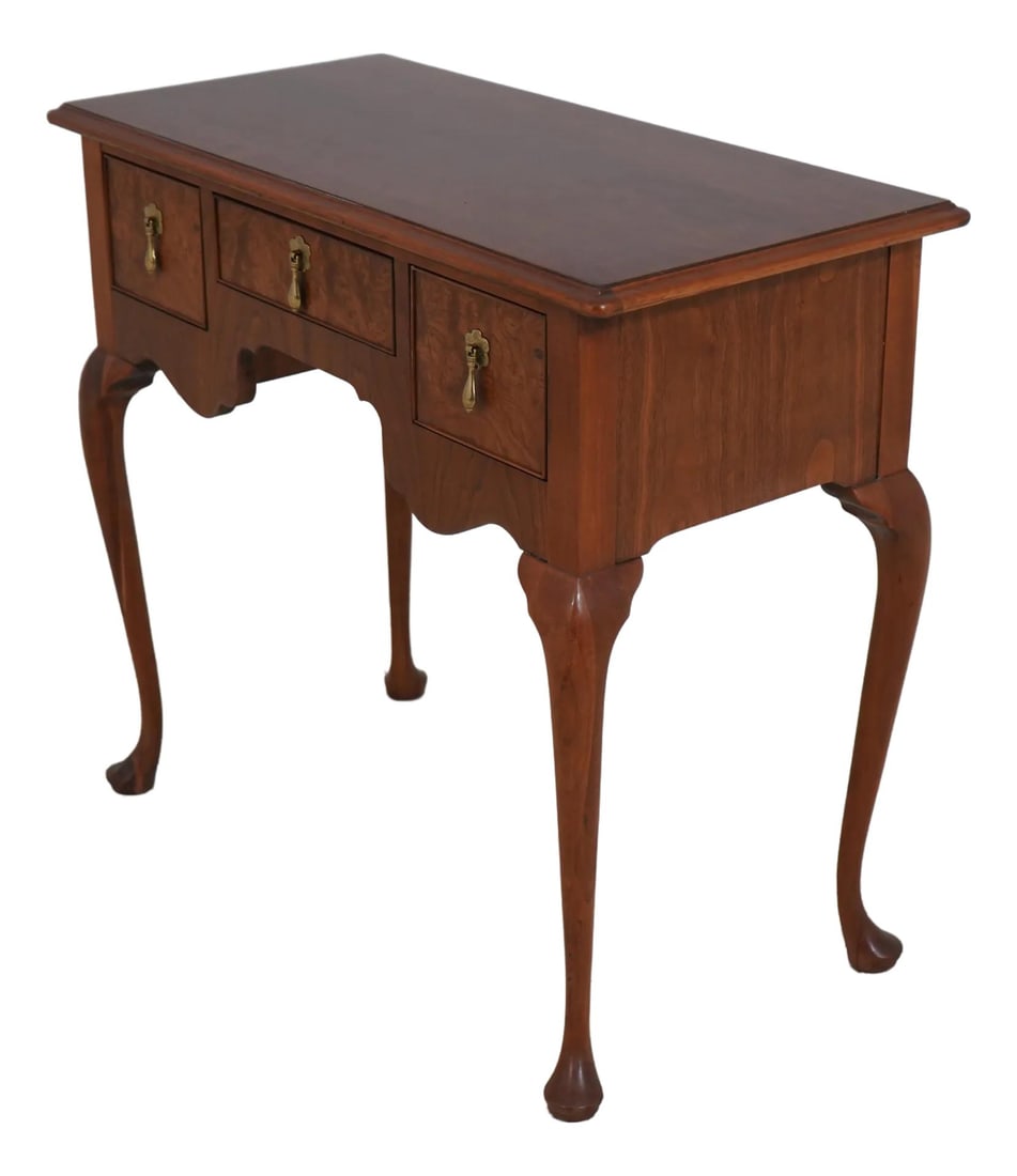 Baker George III Walnut Low Boy 3 Drawer English Style: Baker George III Walnut Low Boy 3 Drawer English Style This elegant Baker George III style low boy features three dovetailed drawers, showcasing high-quality construction and exquisite details. The pi