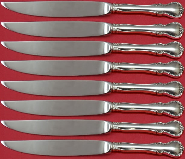 Towle French Provincial Sterling Silver 8pc Steak Knife Set: Towle French Provincial Sterling Silver 8pc Steak Knife Set Elevate your dining experience with this exquisite 8-piece set of French Provincial steak knives by Towle. Crafted with a sterling silver ho