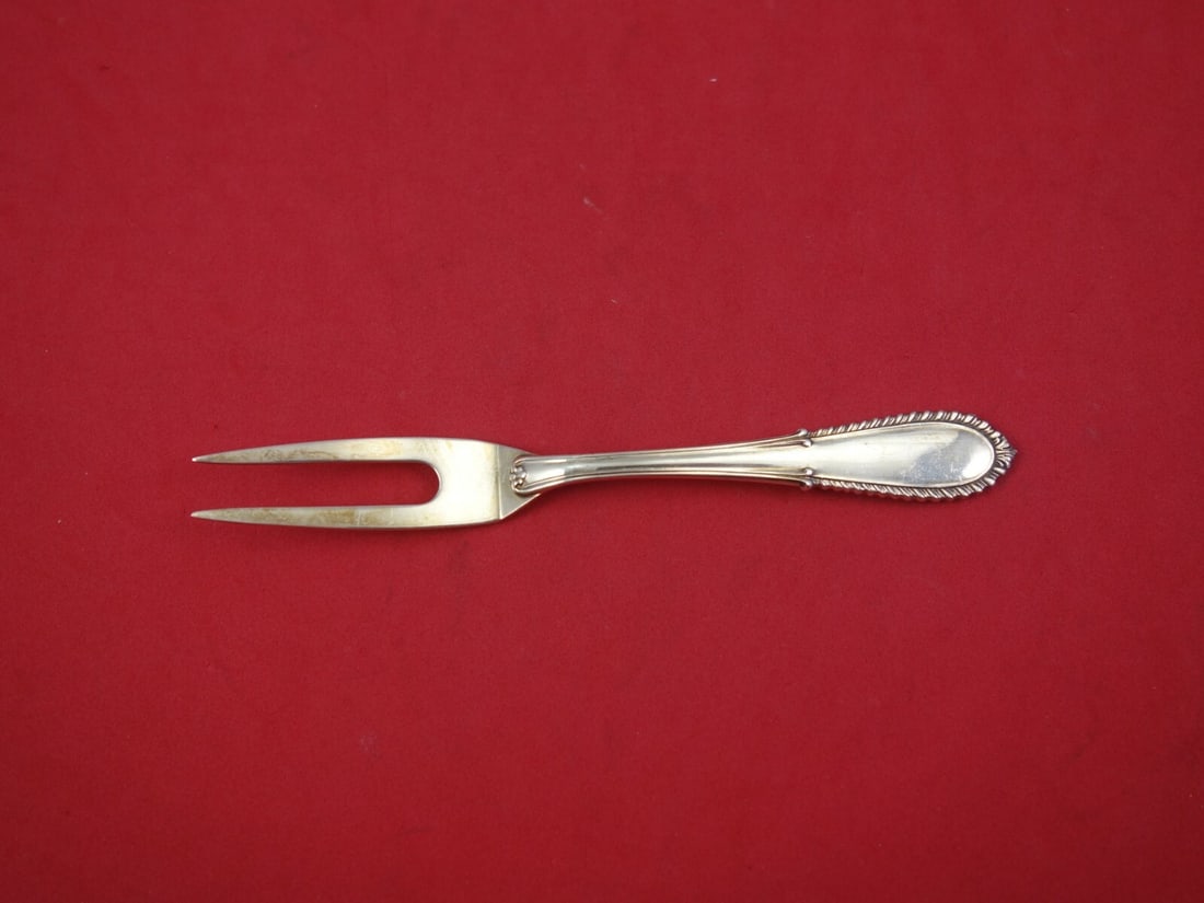Buccellati Villa D'Este Sterling Silver 2-Tine Lemon Fork 5 1/4": Buccellati Villa D'Este Sterling Silver 2-Tine Lemon Fork 5 1/4" Discover the elegance of the Villa D'Este pattern by Buccellati with this exquisite 2-tine lemon fork. Crafted from high-quality sterli