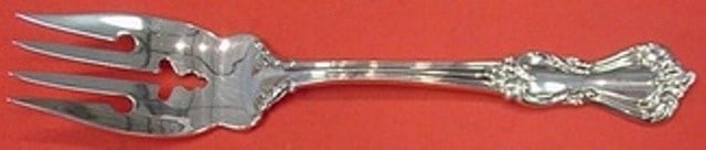 Reed & Barton Marlborough Sterling Silver Salad Fork 6 1/8 inches: Reed & Barton Marlborough Sterling Silver Salad Fork 6 1/8 inches This exquisite salad fork is part of the Marlborough pattern by Reed and Barton, crafted in sterling silver. Measuring 6 1/8 inches, t