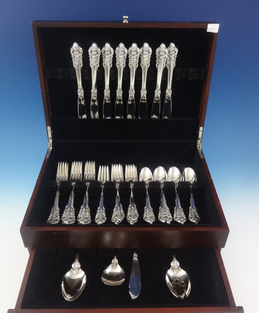 Wallace Grande Baroque Sterling Silver Flatware Set for 8 - 36 Pieces: Wallace Grande Baroque Sterling Silver Flatware Set for 8 - 36 Pieces Elevate your dining experience with this exquisite Grande Baroque Sterling Silver Flatware Set by Wallace, perfect for traditional