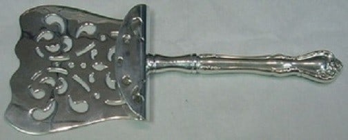 Reed and Barton Rose Sterling Silver Asparagus Server 9.5 Inch Custom: Reed and Barton Rose Sterling Silver Asparagus Server 9.5 Inch Custom This exquisite asparagus server features the elegant Rose pattern by Reed & Barton, crafted from high-quality sterling silver. The
