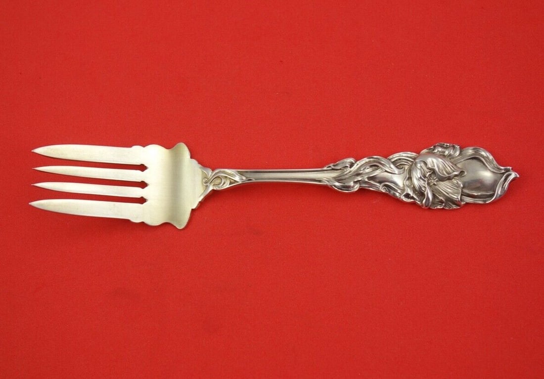 Sterling Silver Salad Fork Tulip Pattern 5 1/4 Inch by Fessenden: Sterling Silver Salad Fork Tulip Pattern 5 1/4 Inch by Fessenden This exquisite salad fork features the elegant Tulip pattern by Fessenden, crafted from high-quality sterling silver. Measuring 5 1/4 i