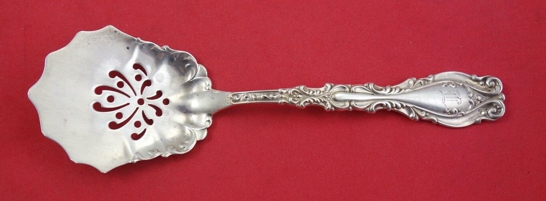 Pierced Sterling Silver Tomato Server Frank M Whiting Josephine 7 1/4: Pierced Sterling Silver Tomato Server Frank M Whiting Josephine 7 1/4 Sterling silver tomato server in the Josephine pattern by Frank M. Whiting. This pierced serving piece measures 7 1/4 inches and i