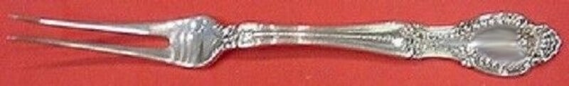 Tiffany & Co Richelieu Sterling Silver 2-Tine Fruit Fork 6 1/8": Tiffany & Co Richelieu Sterling Silver 2-Tine Fruit Fork 6 1/8" This exquisite 2-tine fruit fork from the Richelieu pattern by Tiffany & Co. is crafted from high-quality sterling silver. Measuring 6 1
