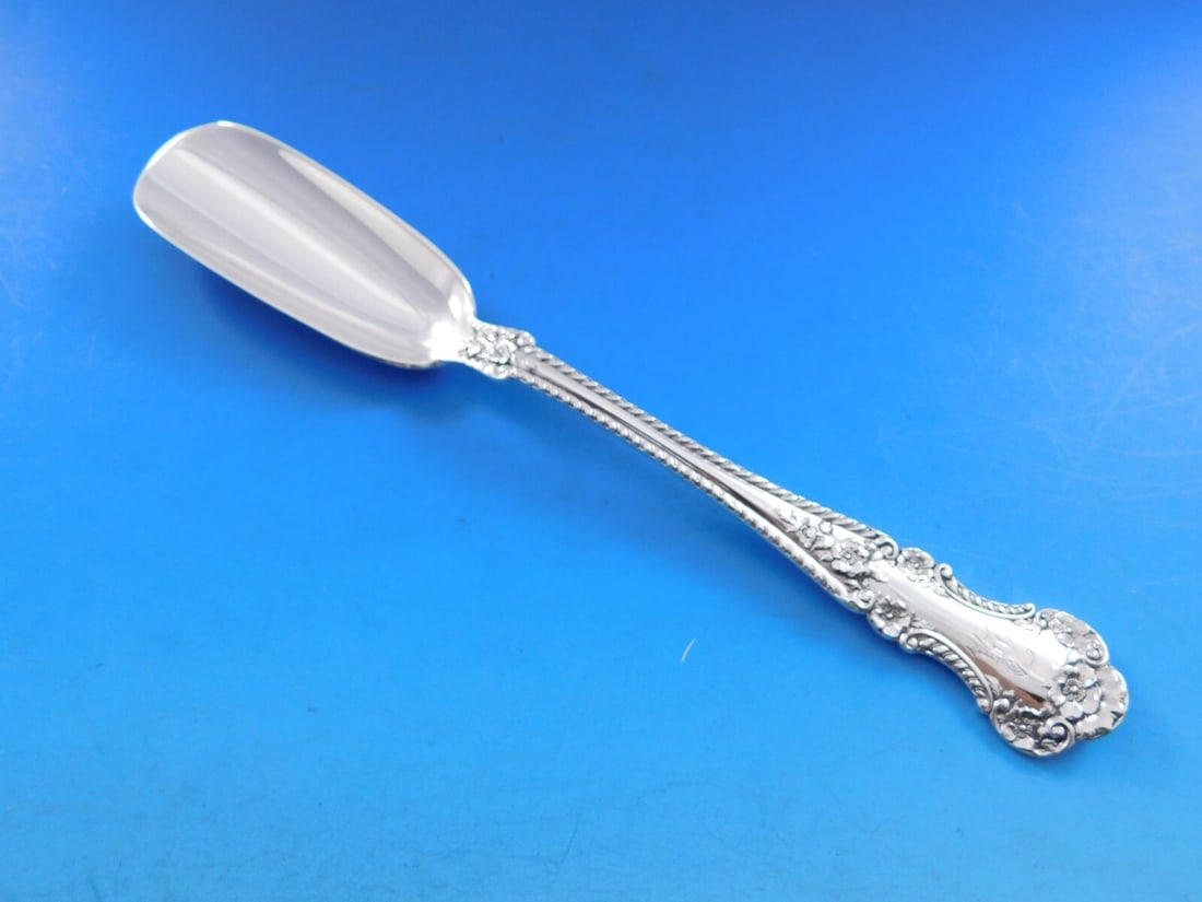 Gorham Cambridge Sterling Silver Large Cheese Scoop 8 1/4 Monogrammed: Gorham Cambridge Sterling Silver Large Cheese Scoop 8 1/4 Monogrammed Sterling silver original cheese scoop in the Cambridge pattern by Gorham. This large serving piece measures 8 1/4 inches and is mo