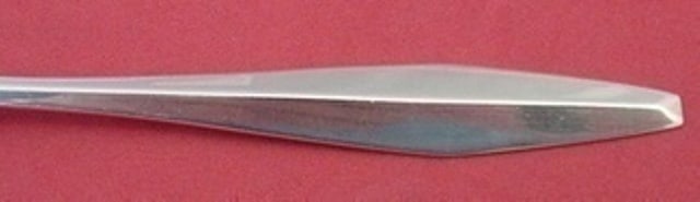 Reed & Barton Custom Made Sterling Silver Baby Spoon Diamond Pattern: Reed & Barton Custom Made Sterling Silver Baby Spoon Diamond Pattern This exquisite custom-made baby spoon by Reed and Barton features a charming bent handle design in the elegant Diamond pattern. Cra