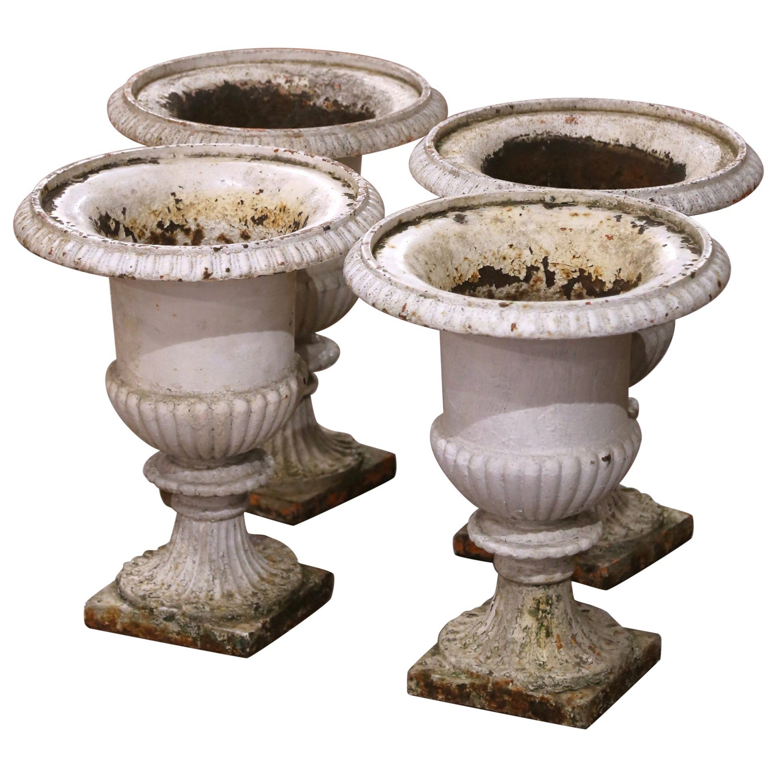 Set of 4 French Painted Iron Medici Garden Vases Mid-19th Century: Set of 4 French Painted Iron Medici Garden Vases Mid-19th Century This set of four Medici vases dates to mid-19th century France and showcases the enduring appeal of classical Roman design. Each vase 