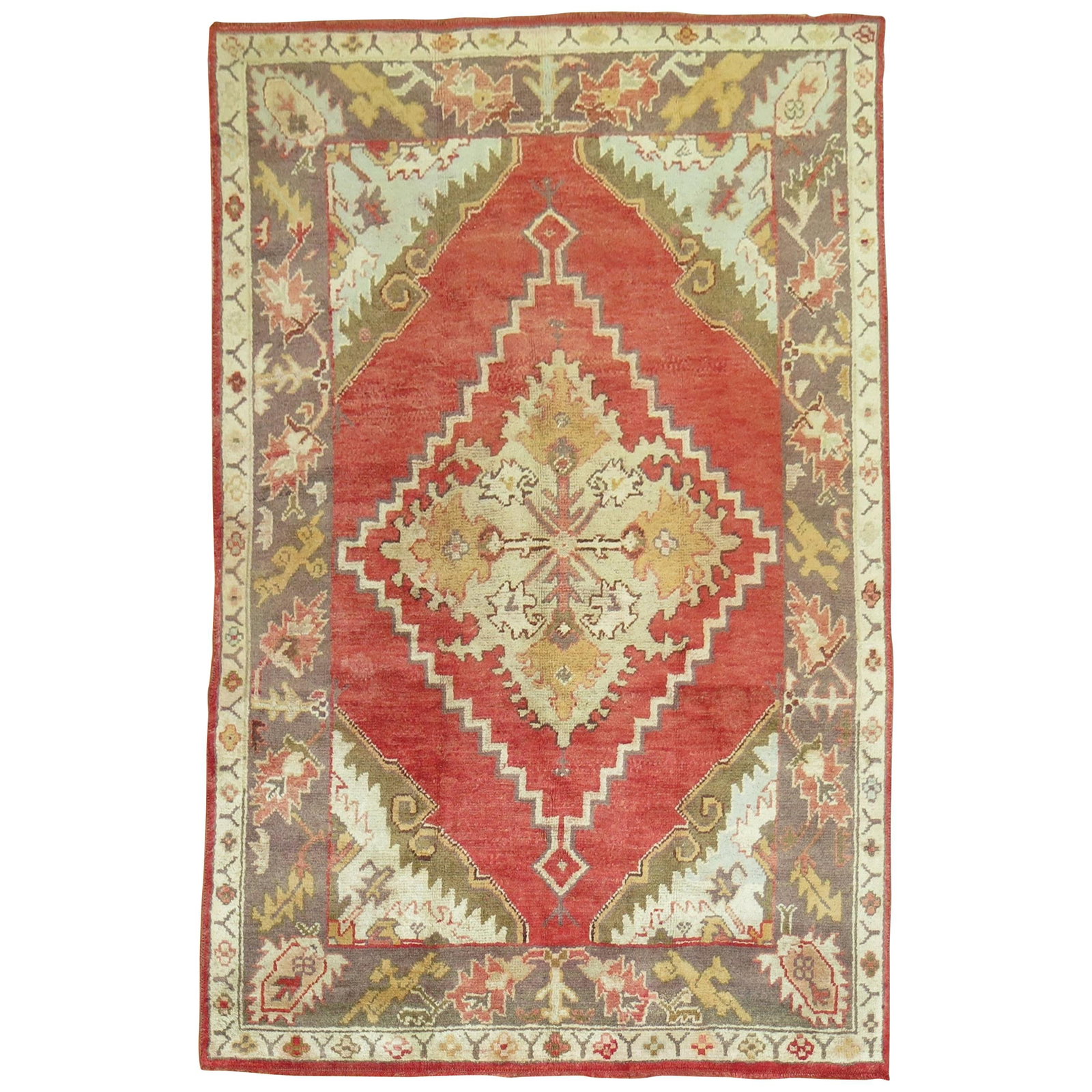 Antique Oushak Rug 67 x 93 Hand-Knotted Turkish Wool: Antique Oushak Rug 67 x 93 Hand-Knotted Turkish Wool Discover the elegance of the Zabihi Collection Antique Oushak Foyer Size Rug, a stunning piece that showcases the artistry of mid-20th century Turk