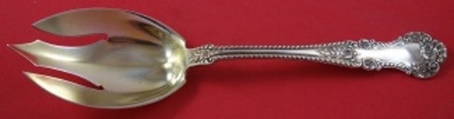 Gorham Cambridge Sterling Silver Gold Washed Vegetable Serving Fork 8 1/2: Gorham Cambridge Sterling Silver Gold Washed Vegetable Serving Fork 8 1/2 Sterling silver vegetable serving fork in the Cambridge pattern by Gorham, with a gold-washed finish. It is not monogrammed an